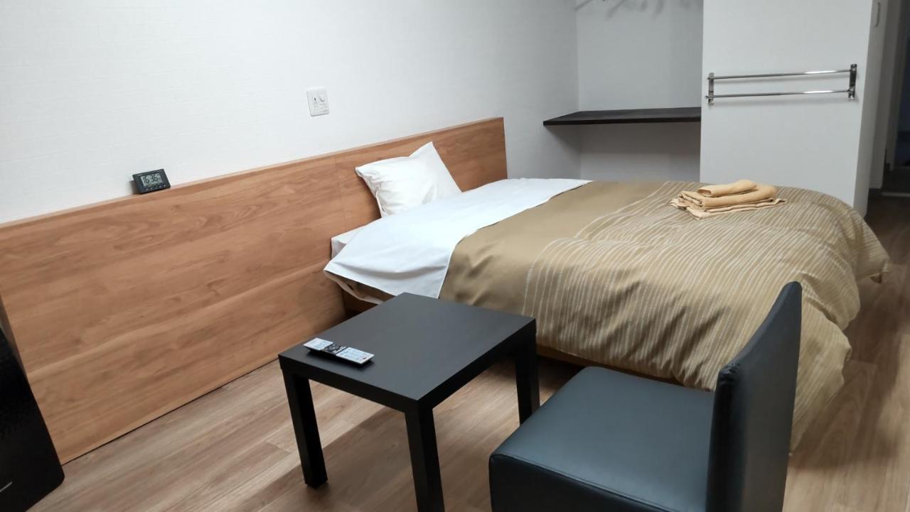 Basic Hotel จิจิบุ ภายนอก รูปภาพ