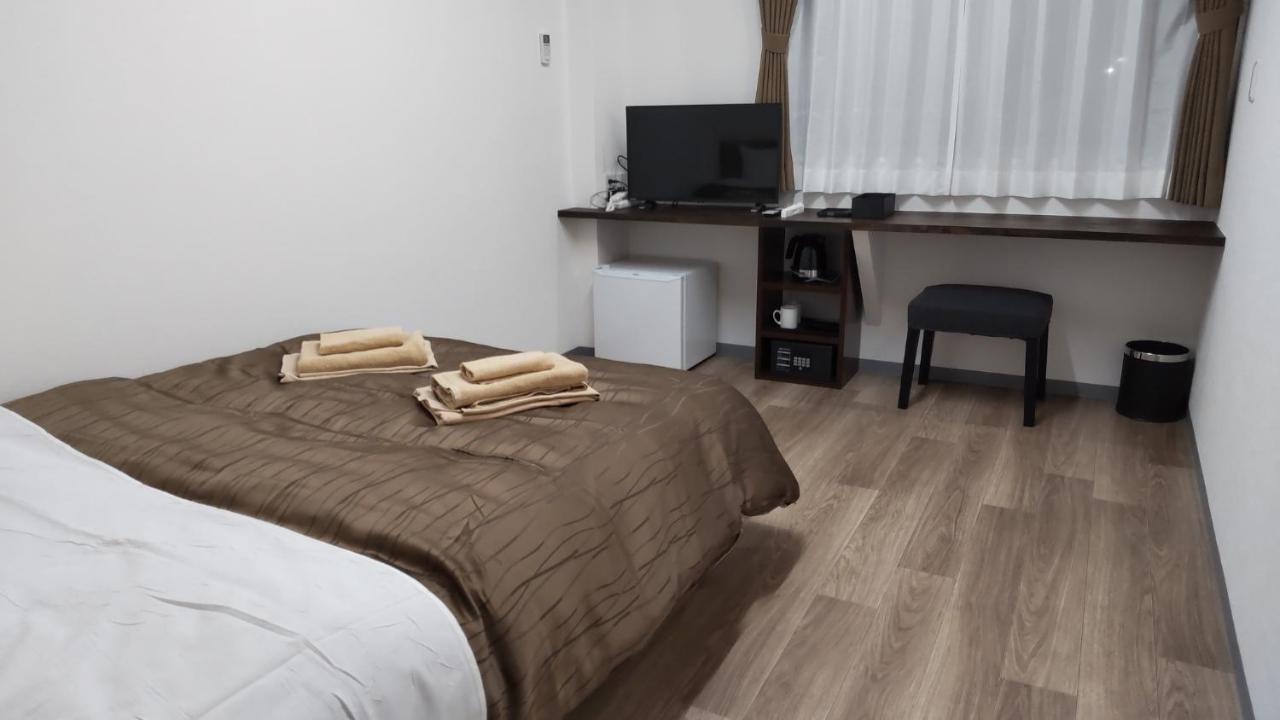 Basic Hotel จิจิบุ ภายนอก รูปภาพ