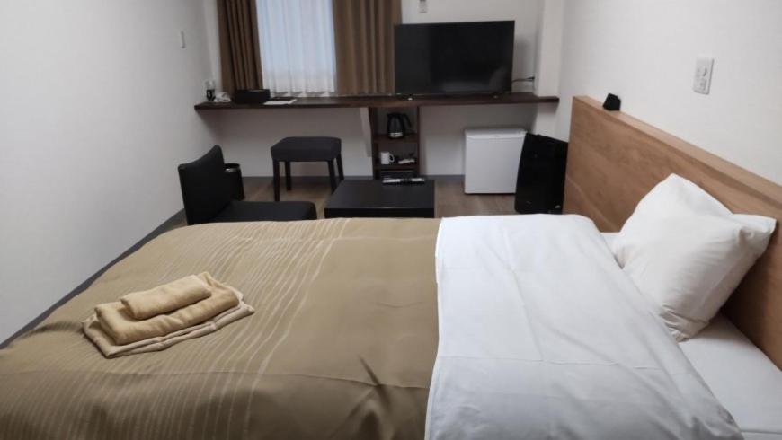 Basic Hotel จิจิบุ ภายนอก รูปภาพ